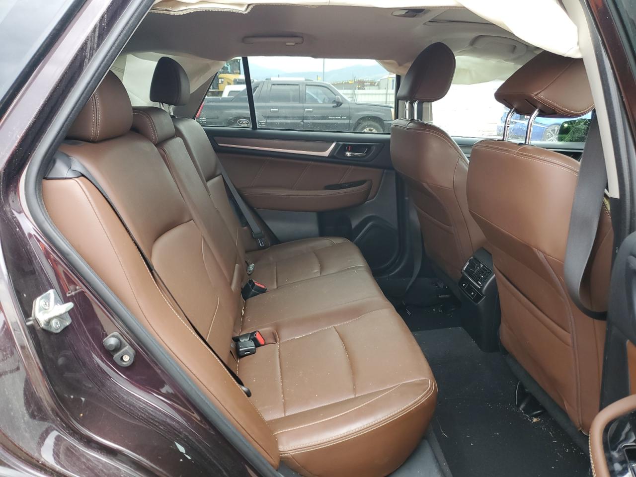 2017 Subaru Outback Touring VIN: 4S4BSATC0H3209677 Lot: 64795755