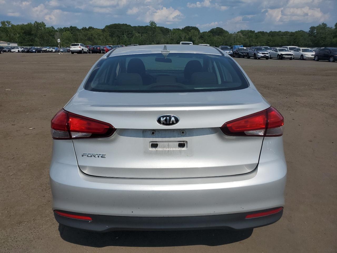 2018 Kia Forte Lx VIN: 3KPFK4A75JE227426 Lot: 66776805