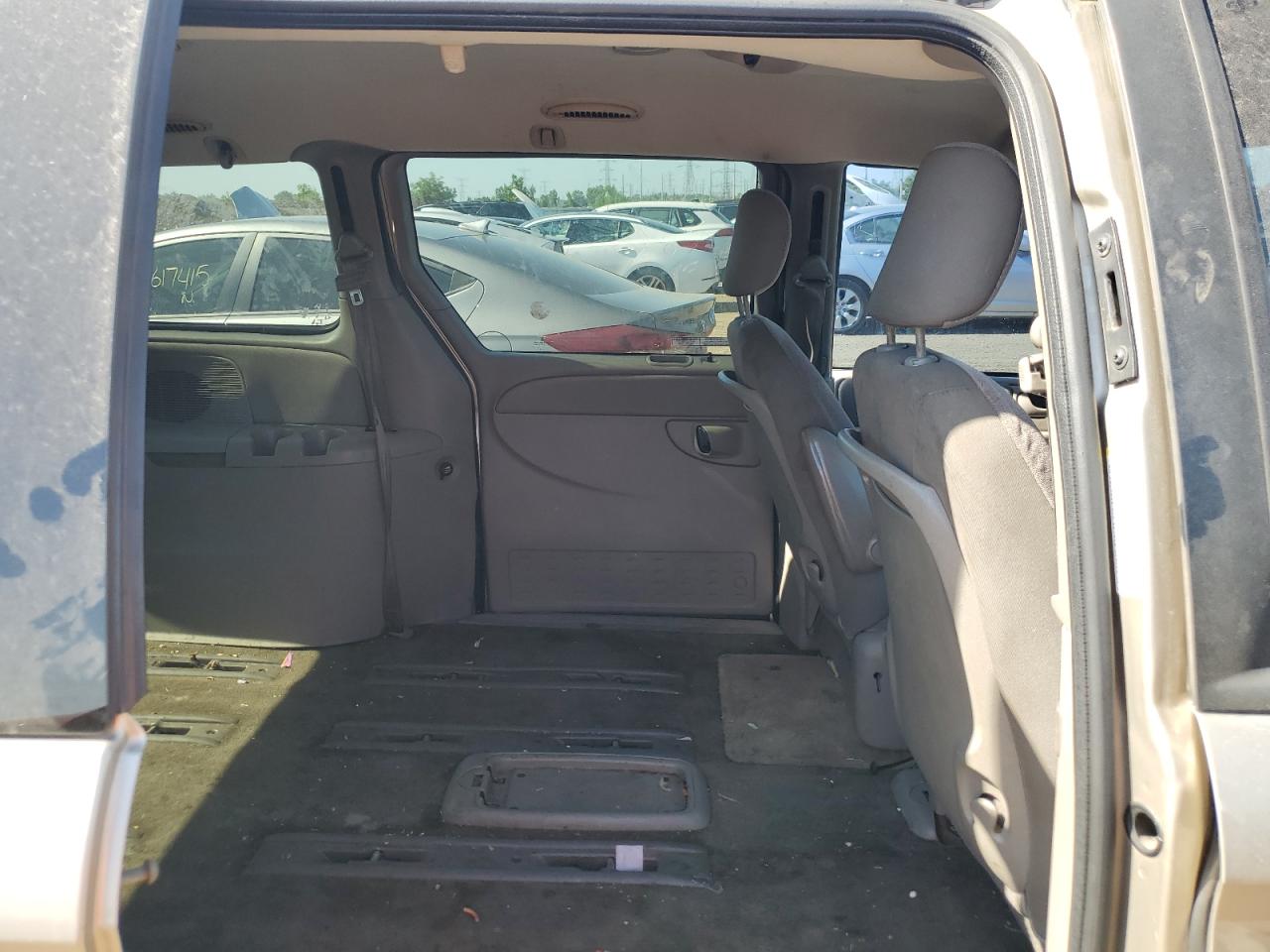 2002 Chrysler Town & Country Ex VIN: 2C8GP74L72R518439 Lot: 62774925