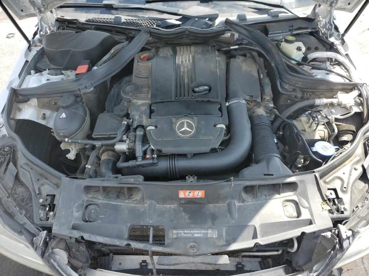 2014 Mercedes-Benz C 250 VIN: WDDGF4HB4EA957992 Lot: 62851315