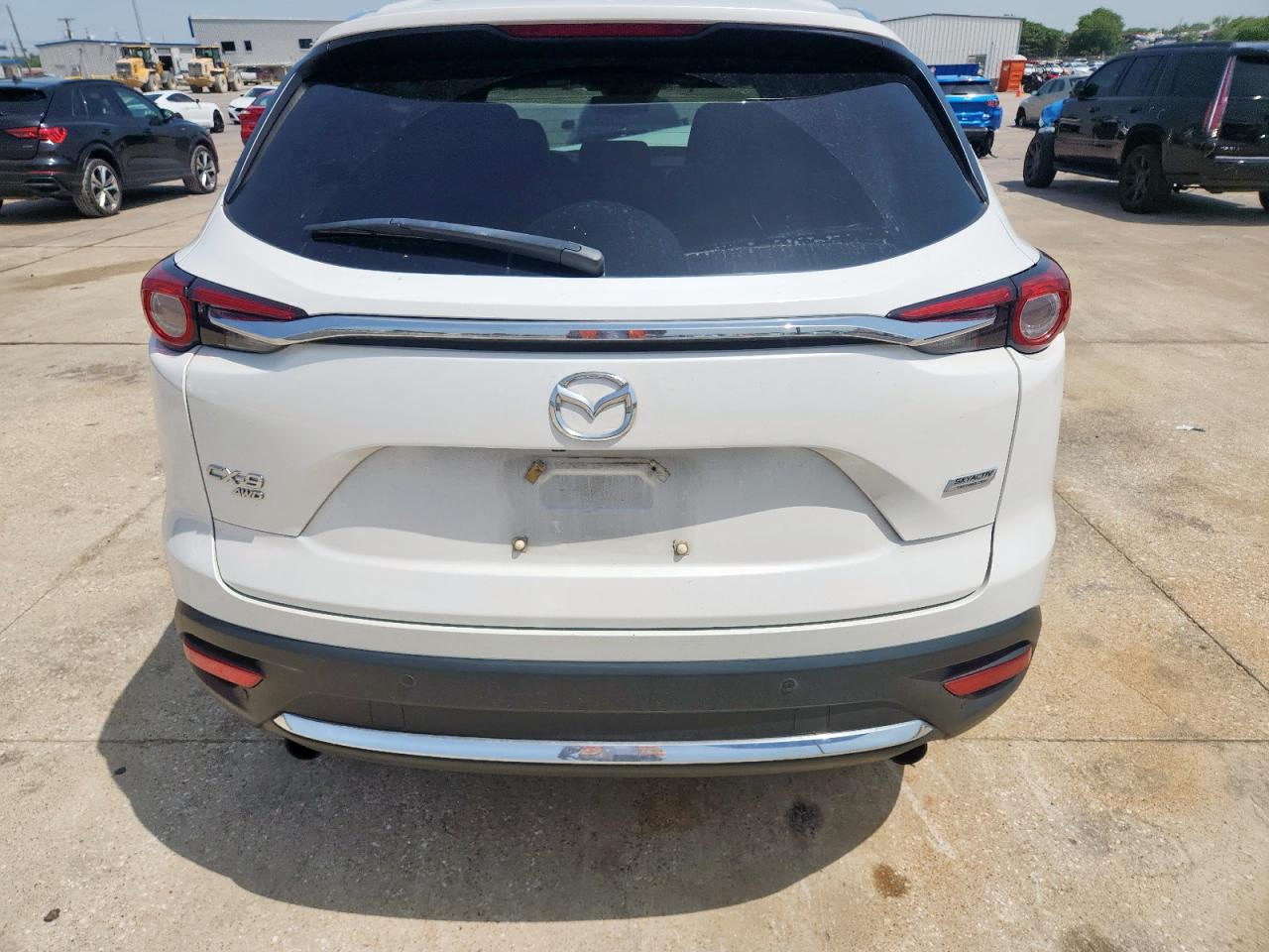 2018 Mazda Cx-9 Signature VIN: JM3TCBEY1J0212512 Lot: 65350105