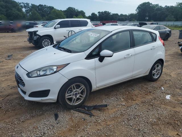  FORD FIESTA 2017 Biały