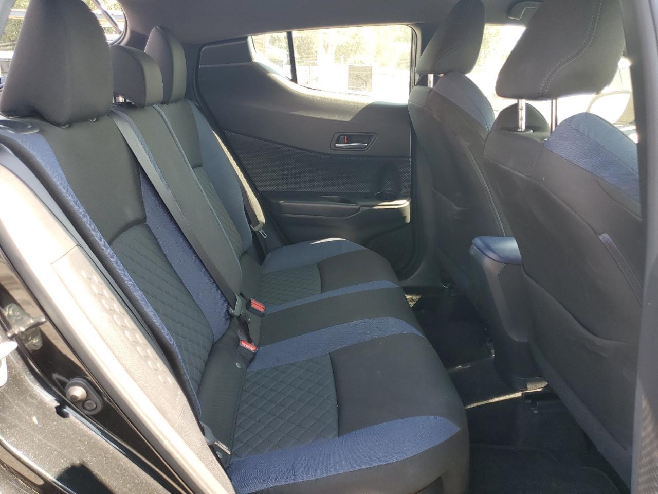2020 Toyota C-Hr Xle VIN: JTNKHMBX8L1065322 Lot: 64820105