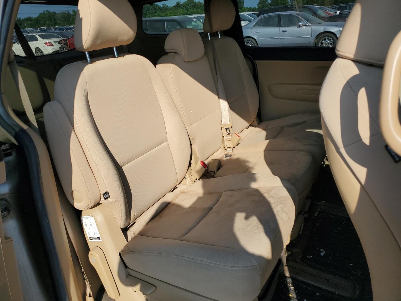 2015 Kia Sedona Lx VIN: KNDMB5C19F6076870 Lot: 63241005