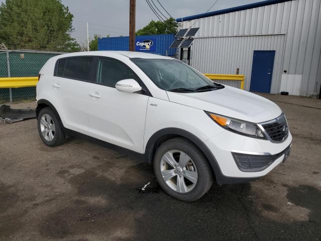Паркетники KIA SPORTAGE 2012 Белы