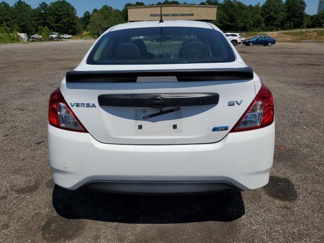  NISSAN VERSA 2016 Biały