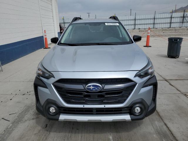  SUBARU OUTBACK 2025 Серебристый