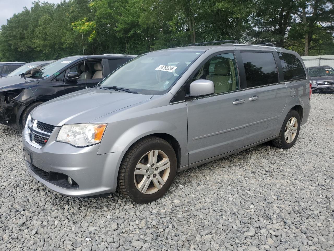 2013 Dodge Grand Caravan Crew VIN: 2C4RDGDG8DR800701 Lot: 64766325