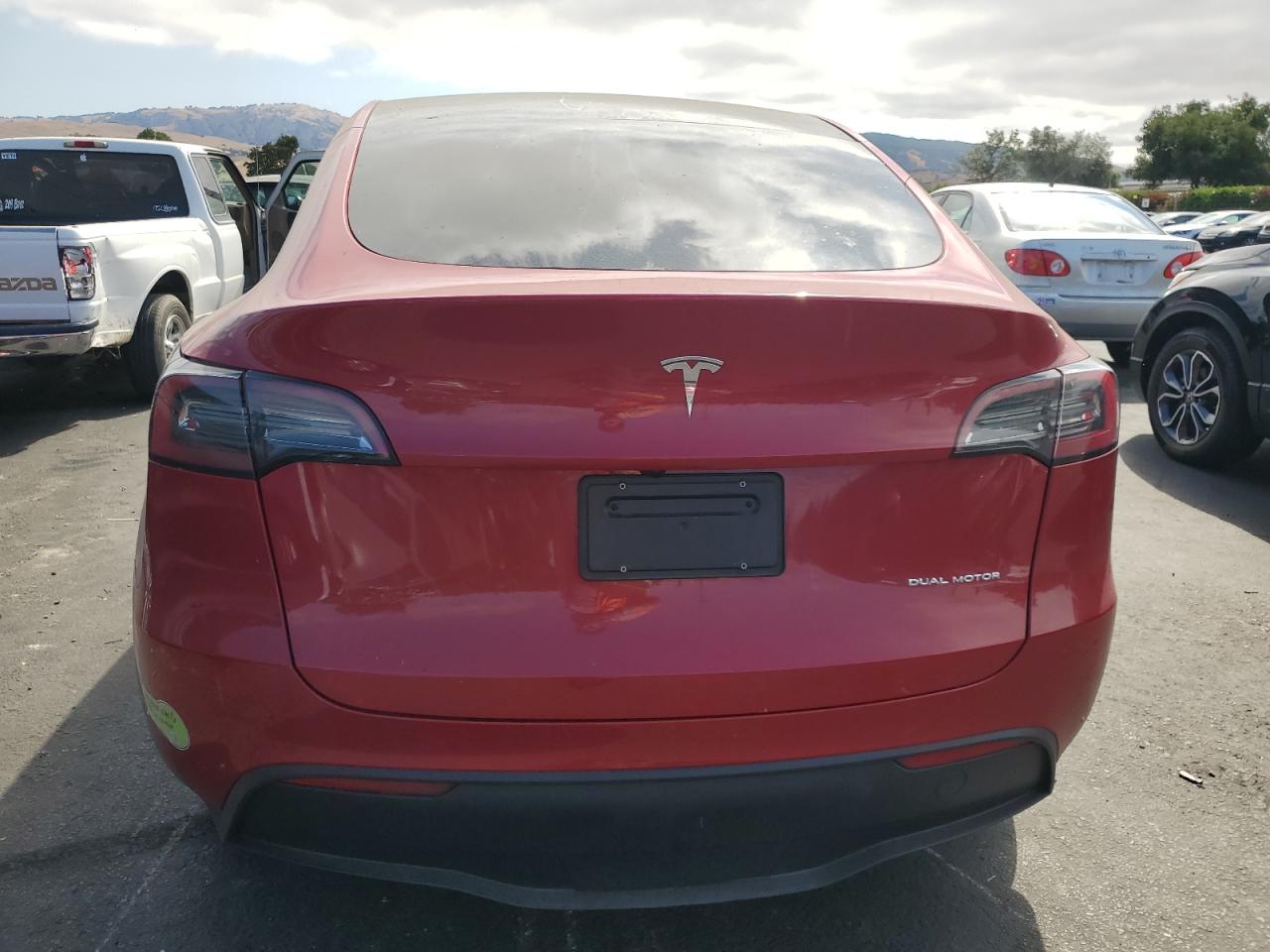2023 Tesla Model Y VIN: 7SAYGDEE1PF813520 Lot: 65203355