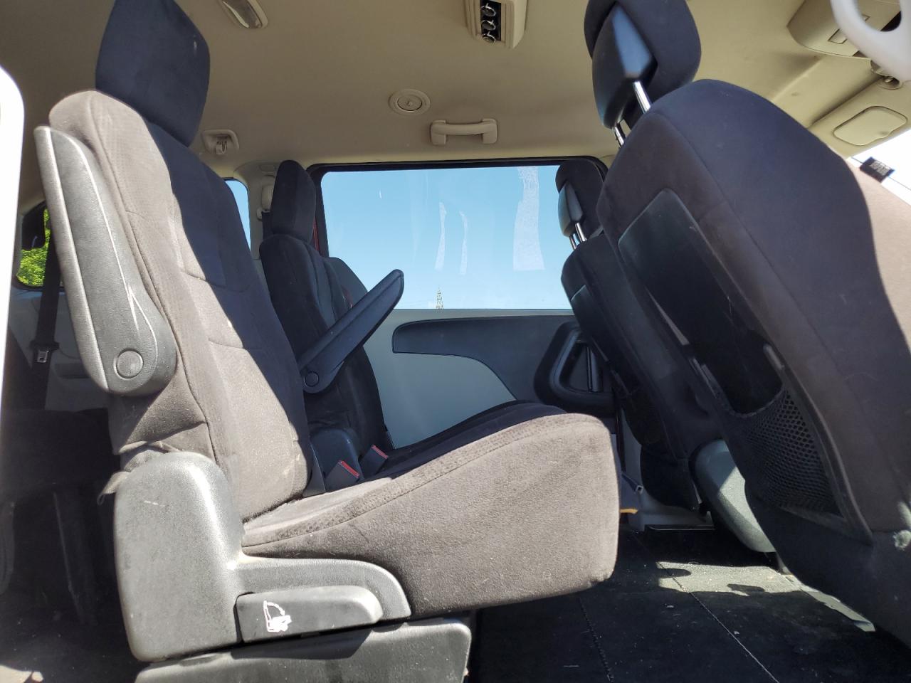 2011 Dodge Grand Caravan Express VIN: 2D4RN4DG4BR653689 Lot: 65200735