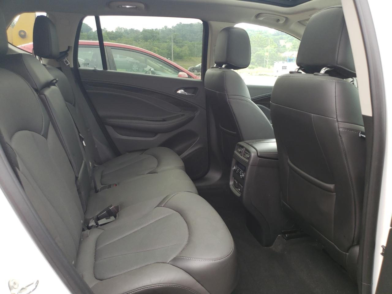 2019 Buick Envision Essence VIN: LRBFX2SA8KD014231 Lot: 64375895