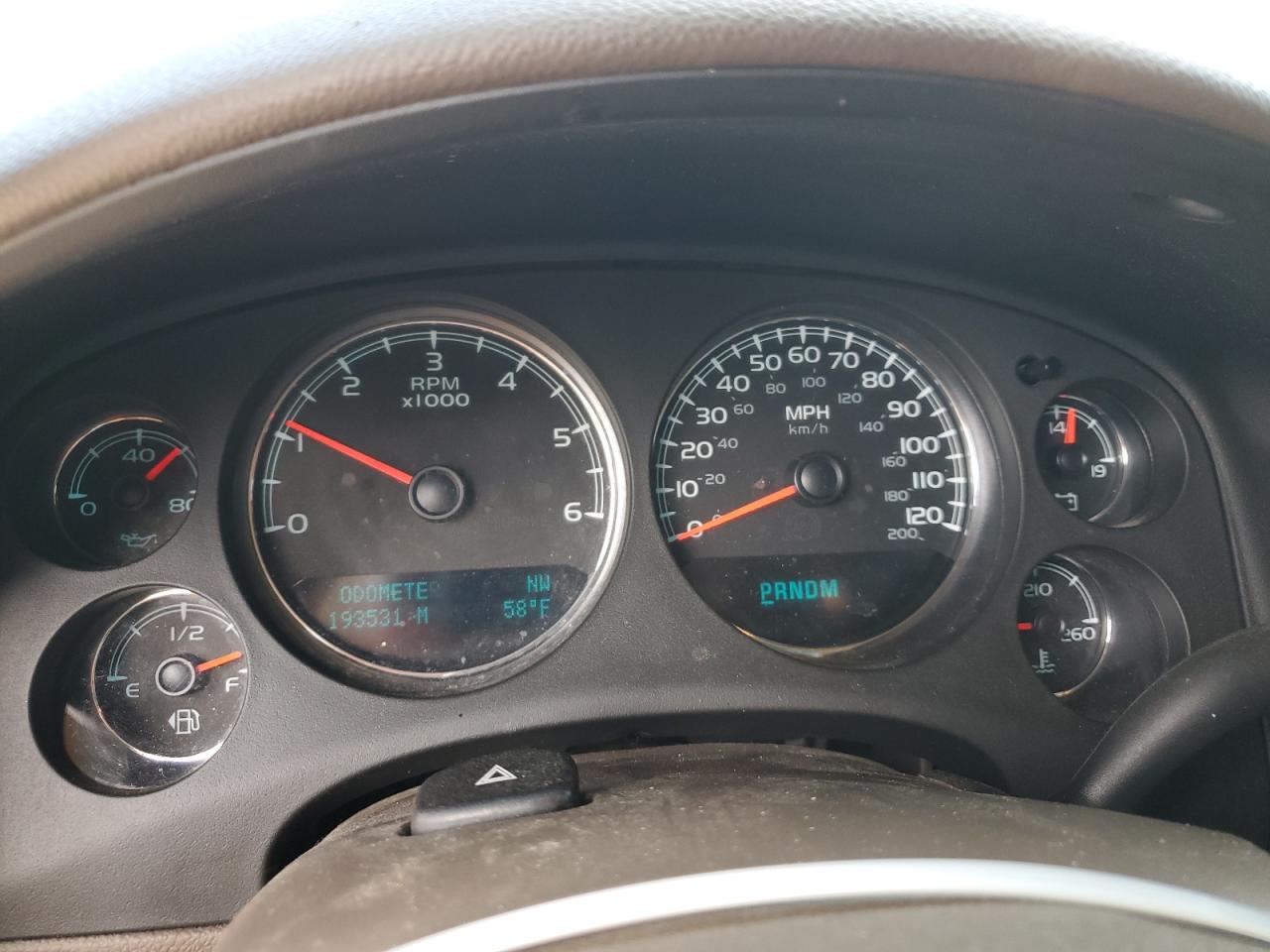2010 Chevrolet Suburban K1500 Lt VIN: 1GNUKJE38AR133422 Lot: 63240585