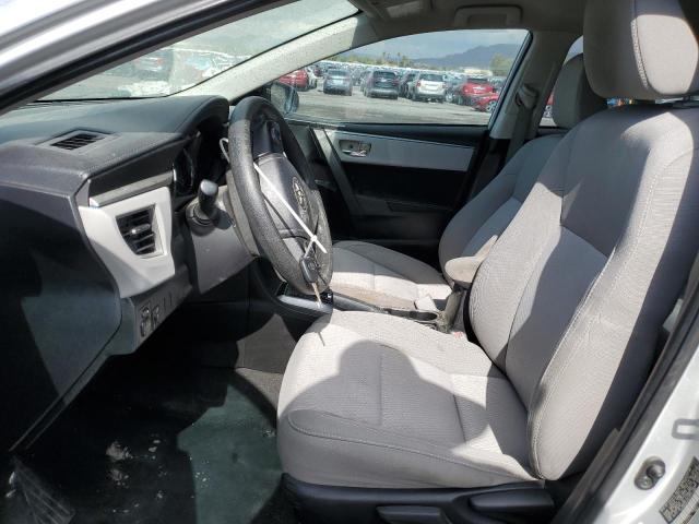 Sedans TOYOTA COROLLA 2015 Srebrny
