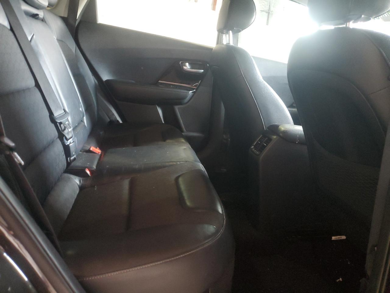2017 Kia Niro Ex VIN: KNDCC3LC5H5037295 Lot: 64588555