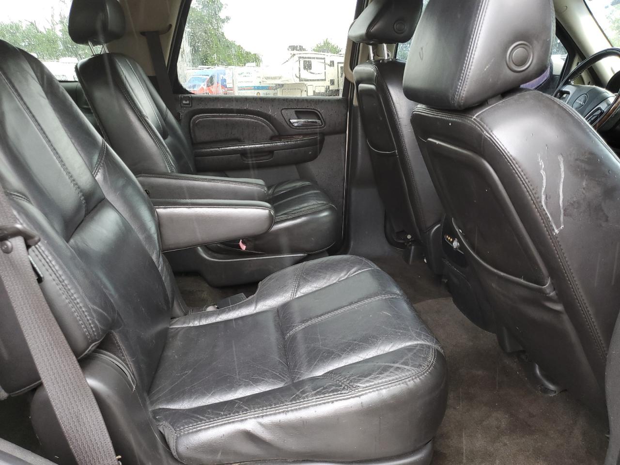 2007 GMC Yukon Denali VIN: 1GKFK63887J288304 Lot: 64272905
