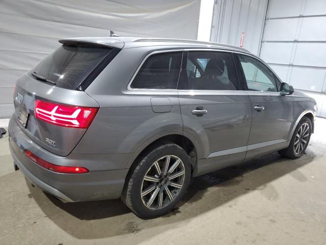 Паркетники AUDI Q7 2017 Серый