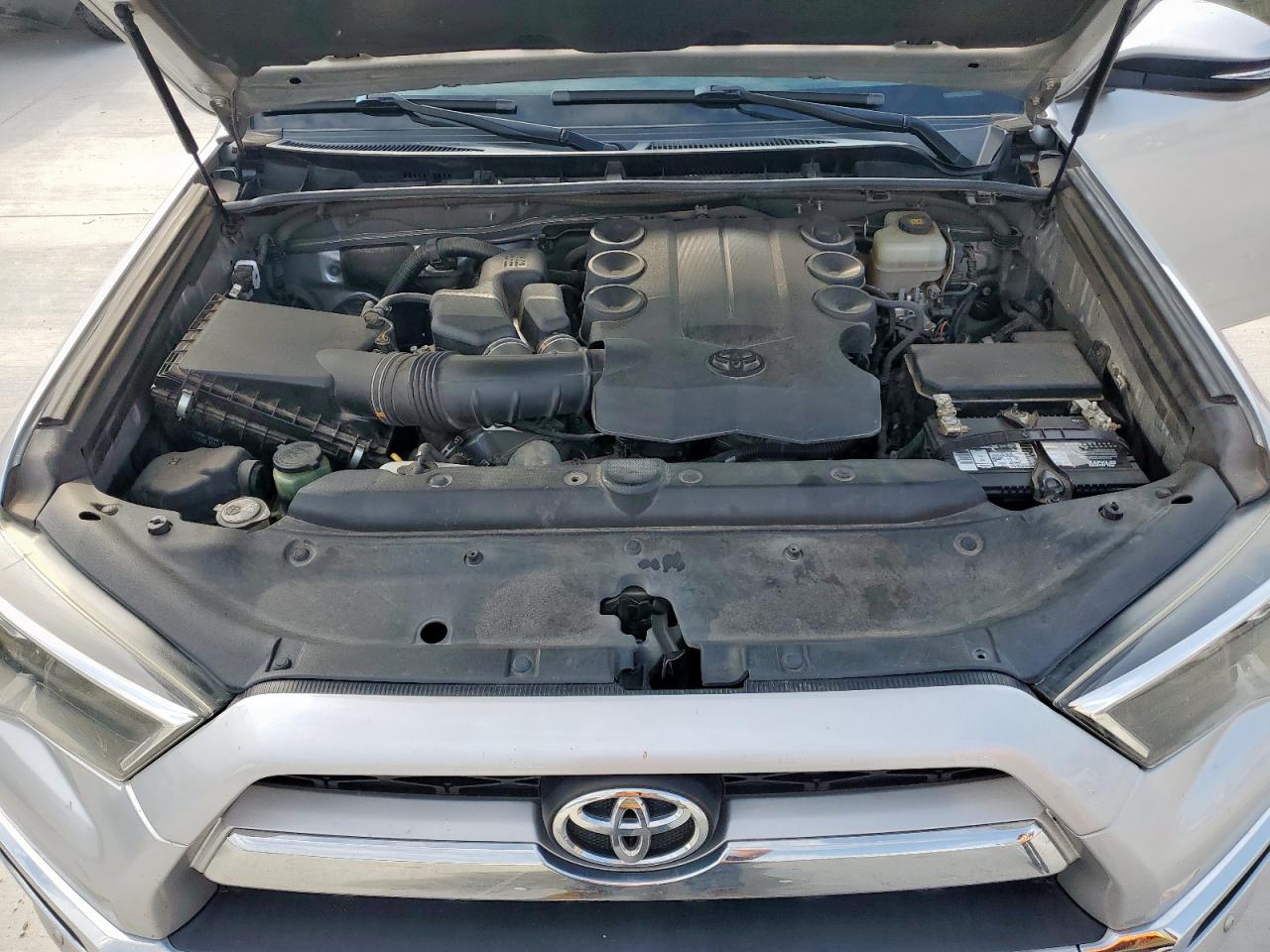 2017 Toyota 4Runner Sr5/Sr5 Premium VIN: JTEBU5JR4H5472722 Lot: 65077825