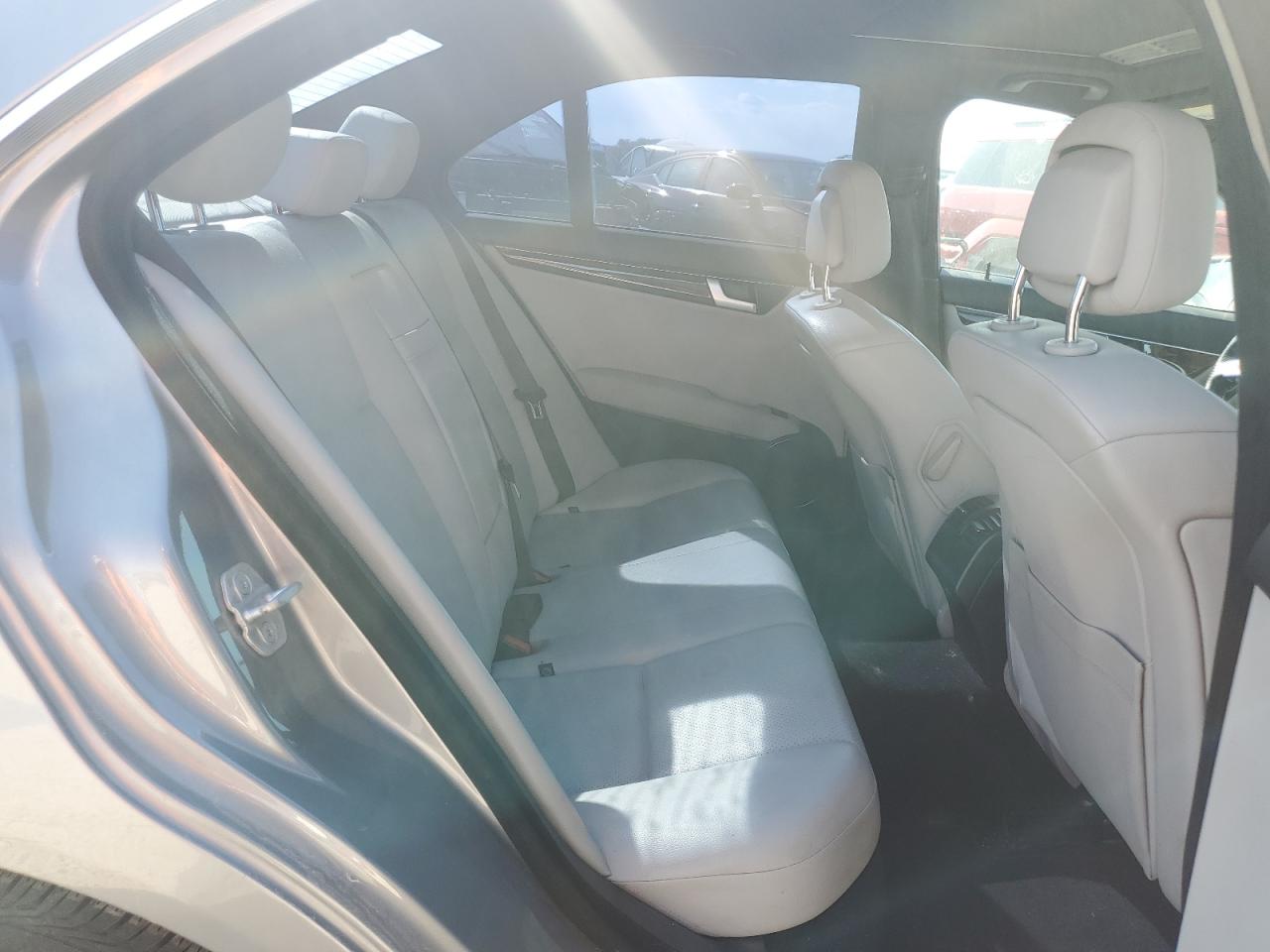 2012 Mercedes-Benz C 250 VIN: WDDGF4HB0CA627117 Lot: 64418495