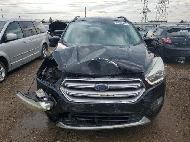  FORD ESCAPE 2017 Черный