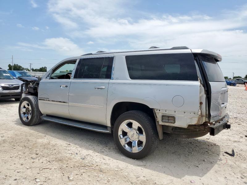 Parquets CHEVROLET SUBURBAN 2015 Silver