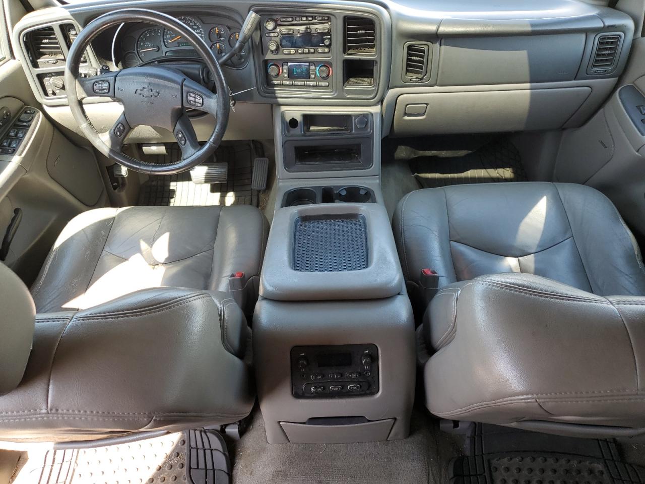 2004 Chevrolet Suburban K1500 VIN: 3GNFK16T24G168520 Lot: 64969795