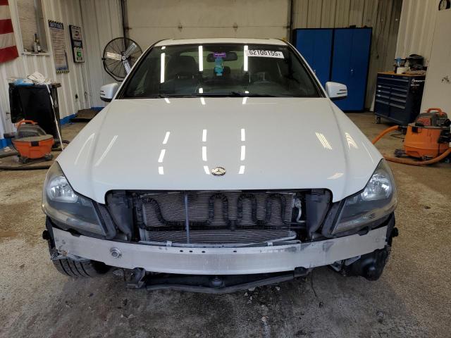Sedans MERCEDES-BENZ C-CLASS 2012 Biały