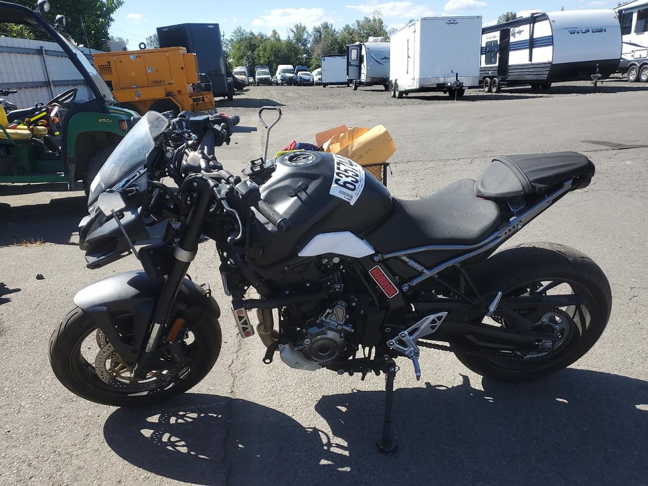 js1em13b5r7103605 JS1EM13B5R7103605 2024 Suzuki Gsx800 F