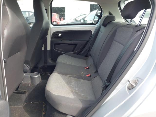 2014 VOLKSWAGEN MOVE UP