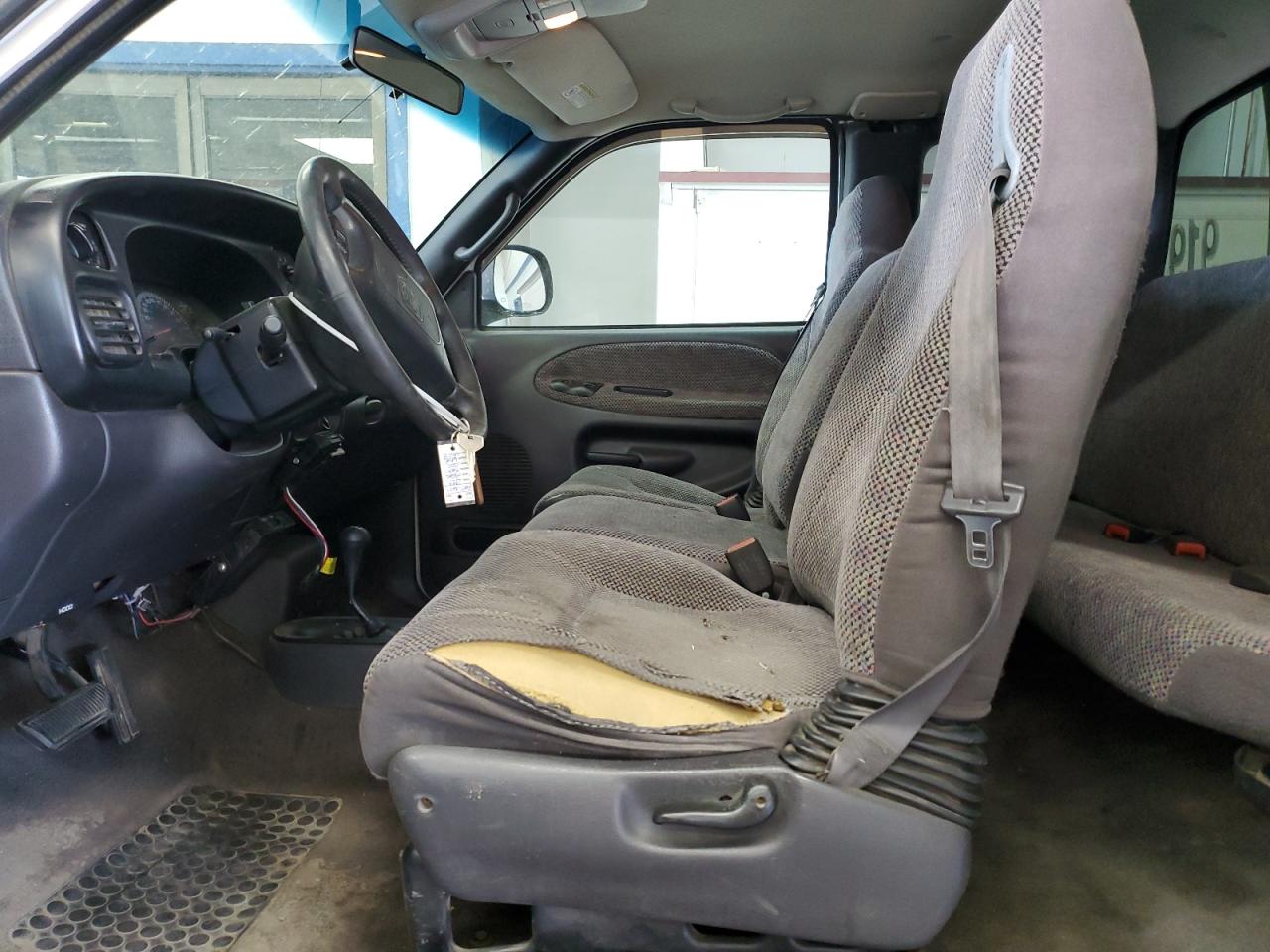 1999 Dodge Ram 1500 VIN: 3B7HF13ZXXM594914 Lot: 63295225
