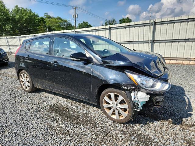  HYUNDAI ACCENT 2013 Czarny