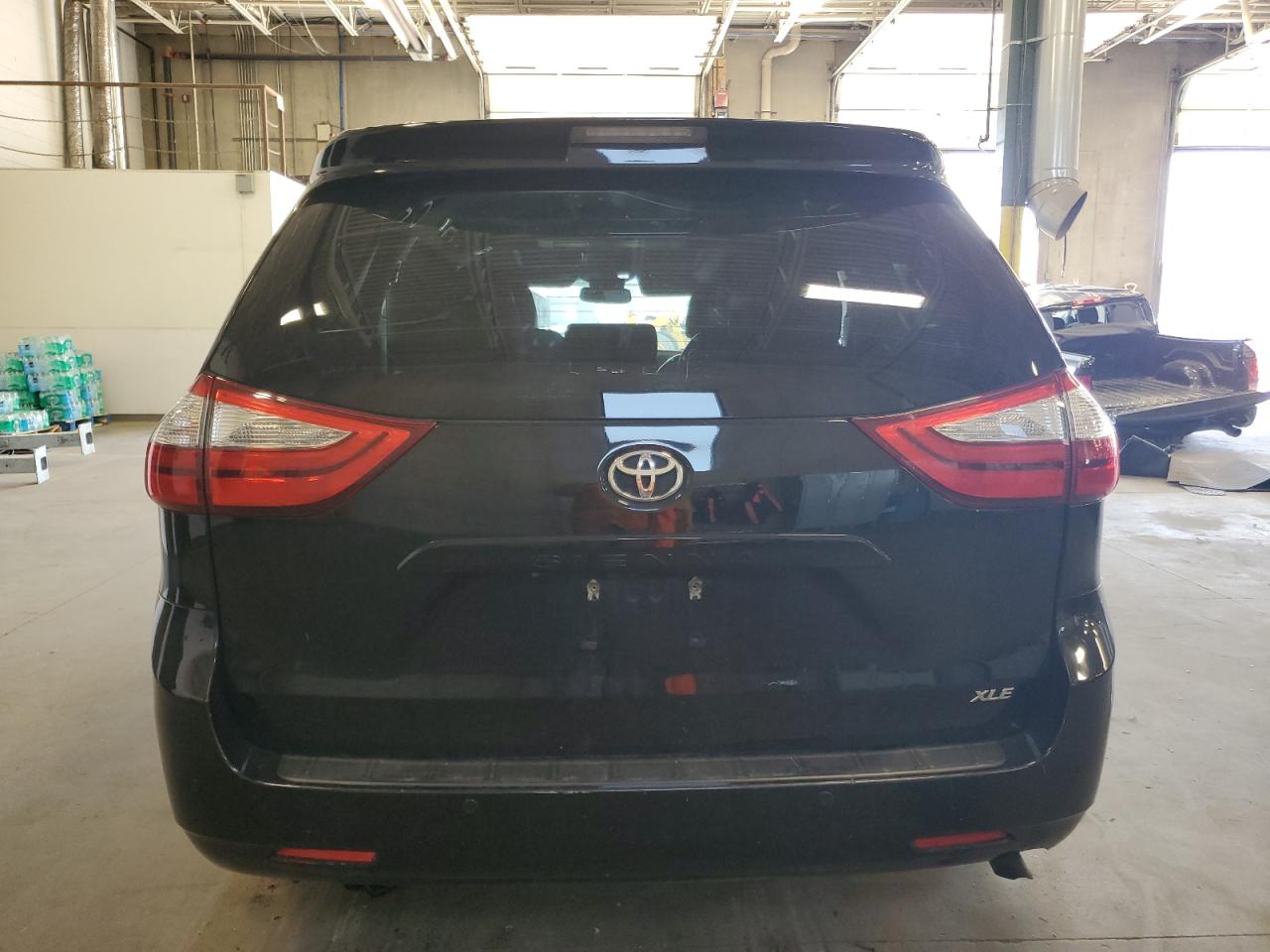 2015 Toyota Sienna Xle VIN: 5TDYK3DC7FS620322 Lot: 64553895