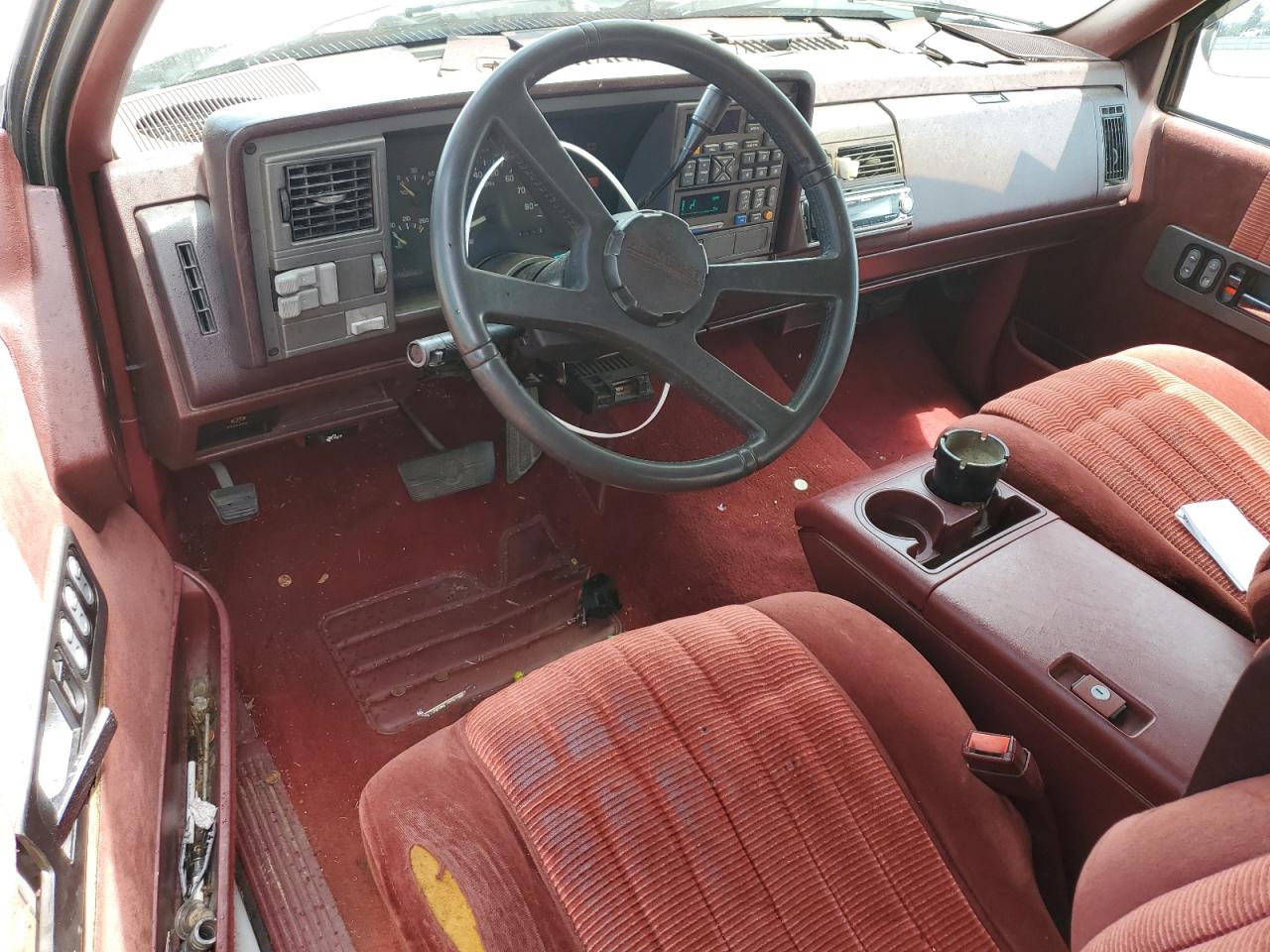 1993 Chevrolet Gmt-400 C1500 VIN: 2GCEC19K2P1182824 Lot: 64809415