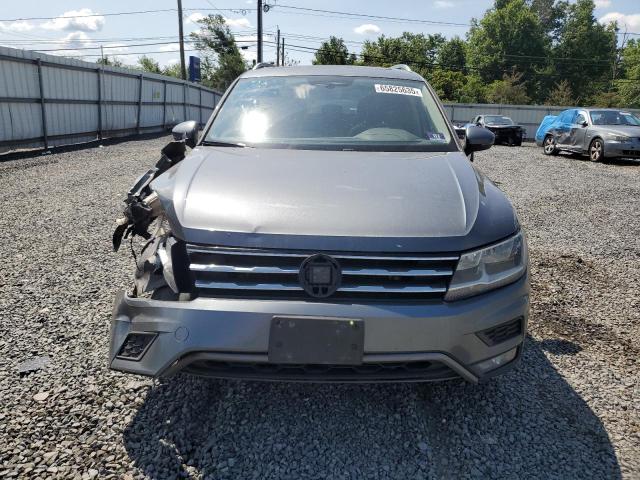  VOLKSWAGEN TIGUAN 2018 Gray