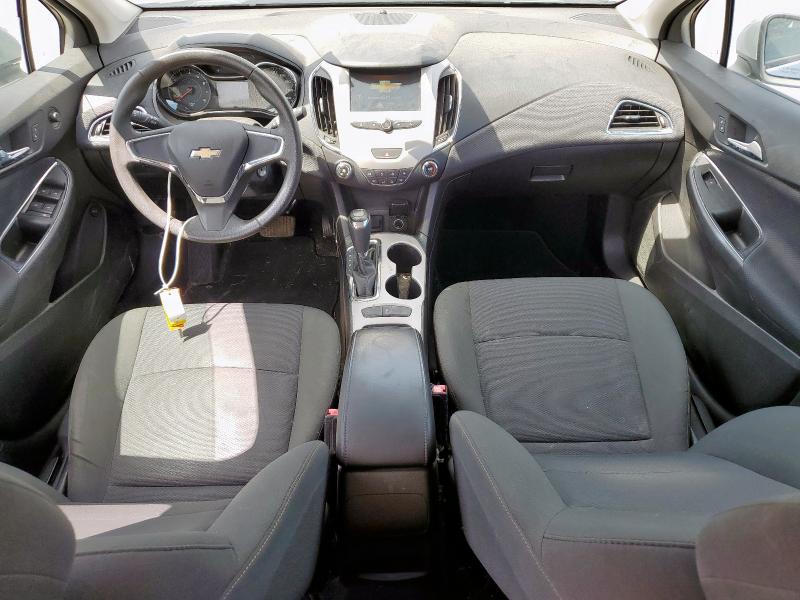  CHEVROLET CRUZE 2018 Srebrny