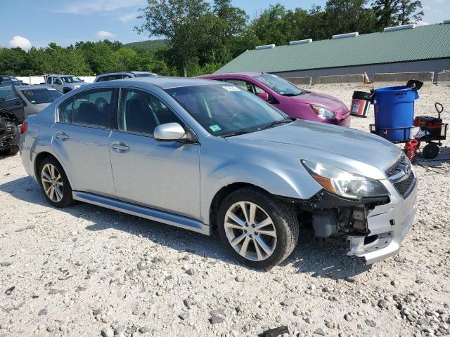 Sedans SUBARU LEGACY 2013 Srebrny
