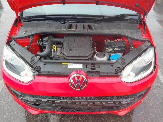 2015 VOLKSWAGEN MOVE UP