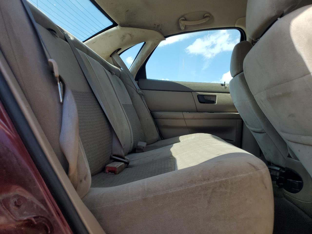 2006 Ford Taurus Se VIN: 1FAFP53UX6A255801 Lot: 64521135