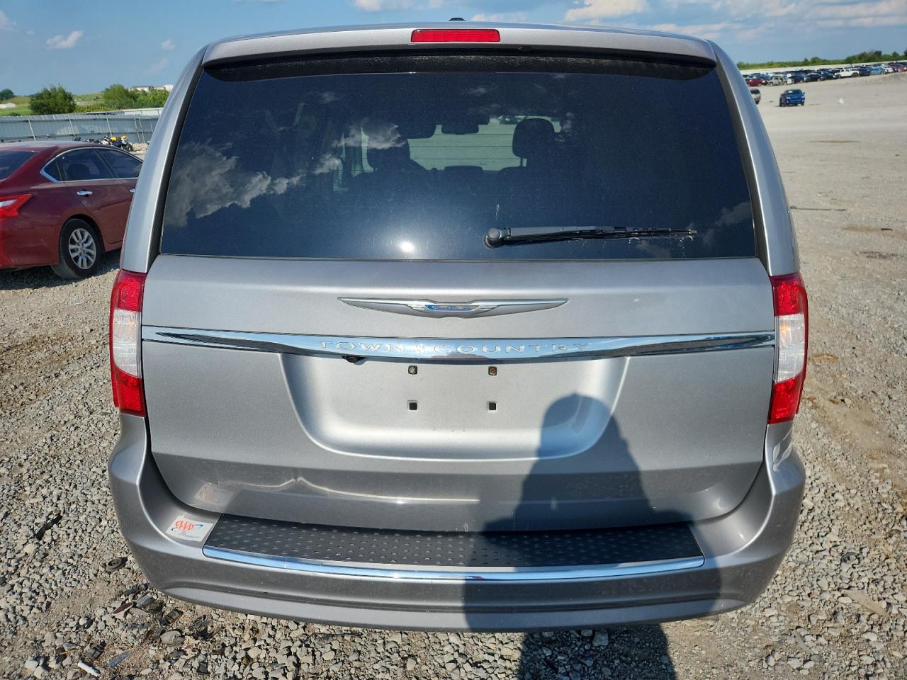 2016 Chrysler Town & Country Touring VIN: 2C4RC1BG3GR120017 Lot: 66148215