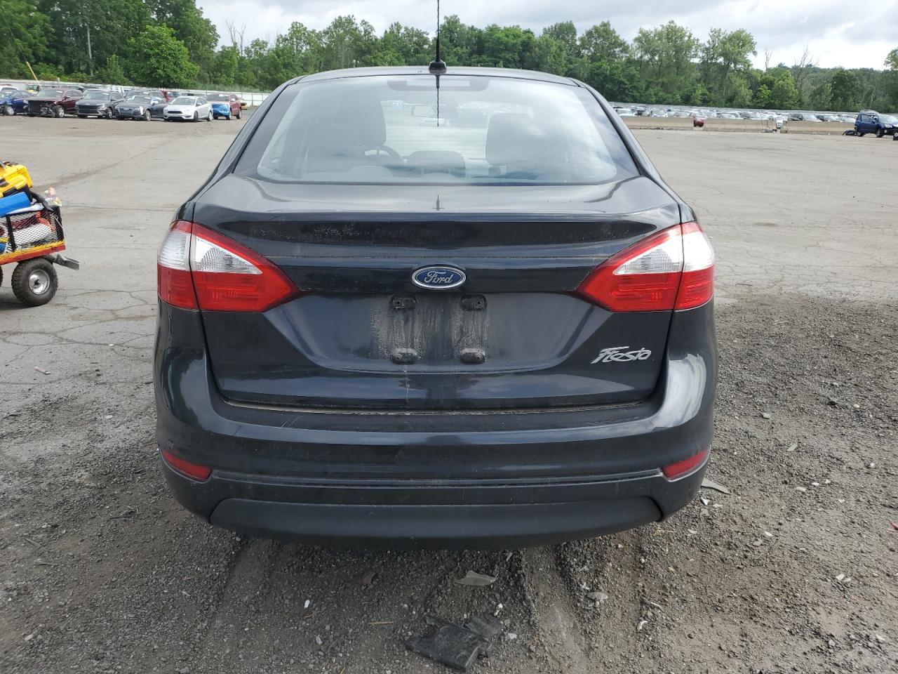 2015 Ford Fiesta S VIN: 3FADP4AJ4FM100013 Lot: 61963075