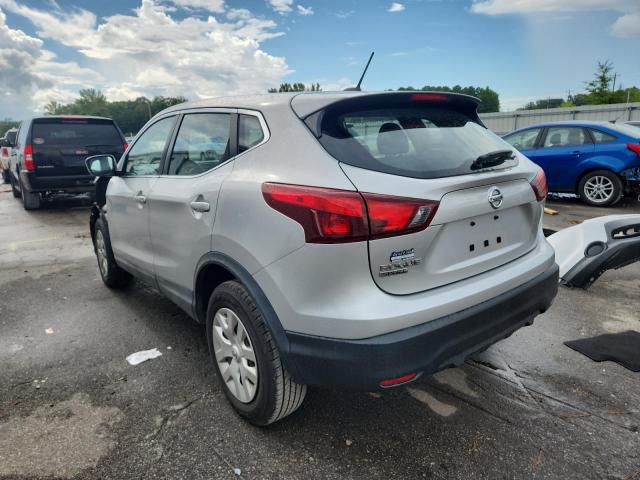  NISSAN ROGUE 2018 Srebrny