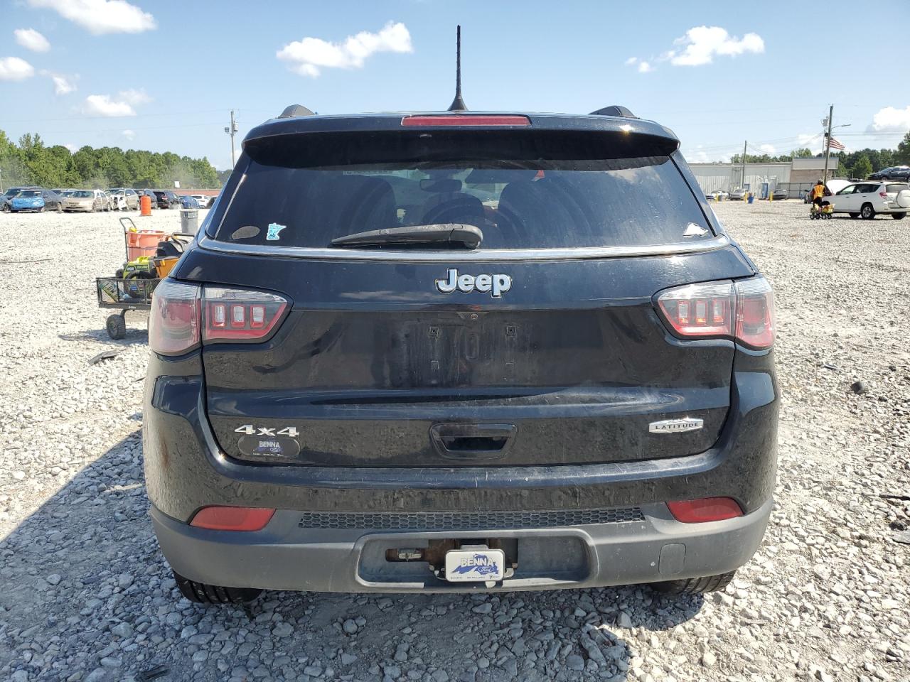 2018 Jeep Compass Latitude VIN: 3C4NJDBB2JT115986 Lot: 66511875