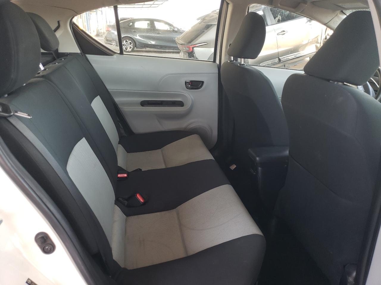 2014 Toyota Prius C VIN: JTDKDTB30E1567235 Lot: 65093525