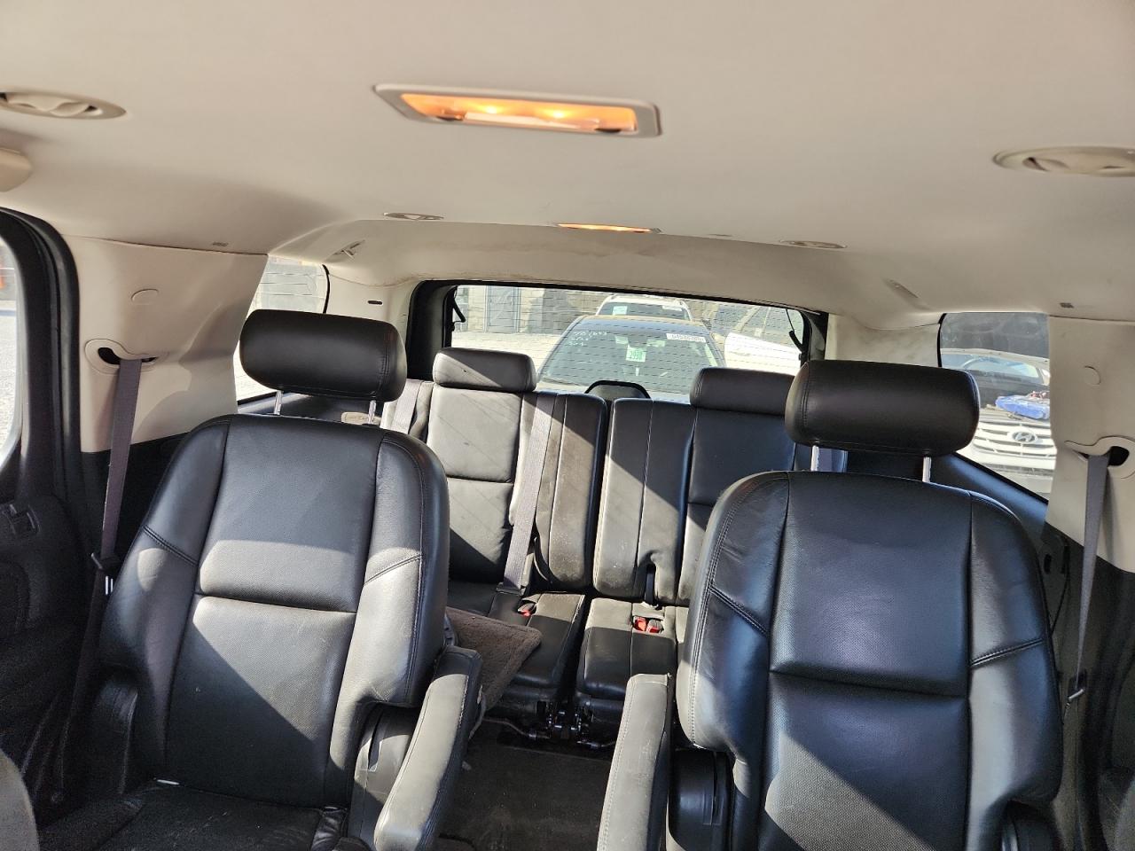 2008 Cadillac Escalade Luxury VIN: 1GYFK63828R235137 Lot: 64645155