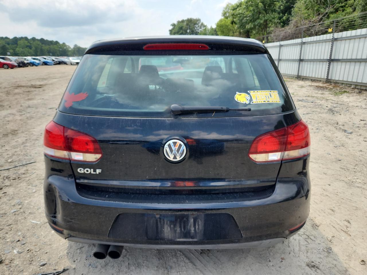 2011 Volkswagen Golf VIN: WVWBA7AJ2BW102566 Lot: 64040725
