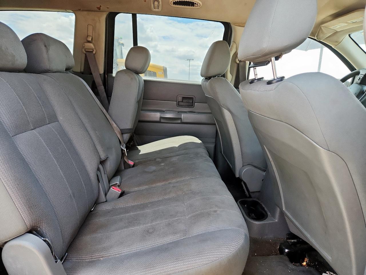 2005 Dodge Durango St VIN: 1D4HD38NX5F601092 Lot: 63338515