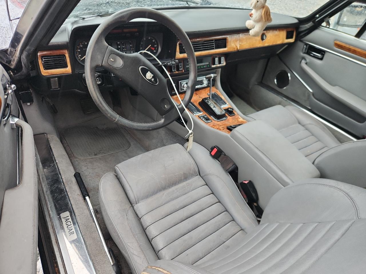 sajna5844kc152261 SAJNA5844KC152261 1989 Jaguar Xjs