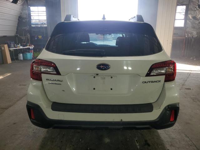  SUBARU OUTBACK 2018 White