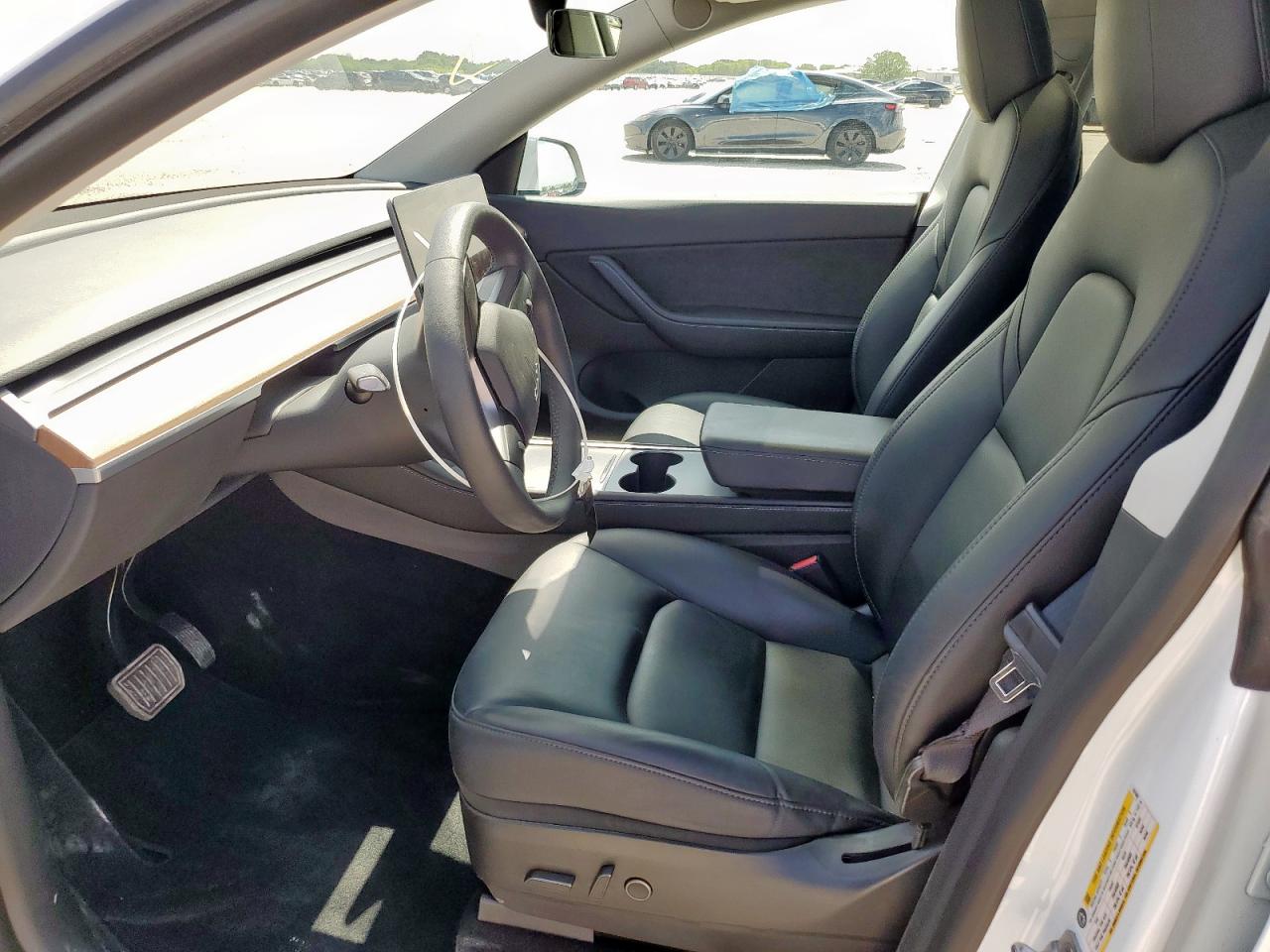 2022 Tesla Model Y VIN: 7SAYGDEE6NF401008 Lot: 63008035