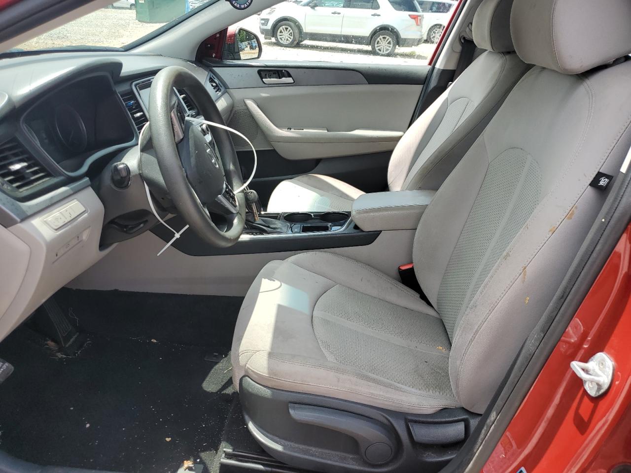 5npe24af7jh617622 5NPE24AF7JH617622 2018 Hyundai Sonata Se
