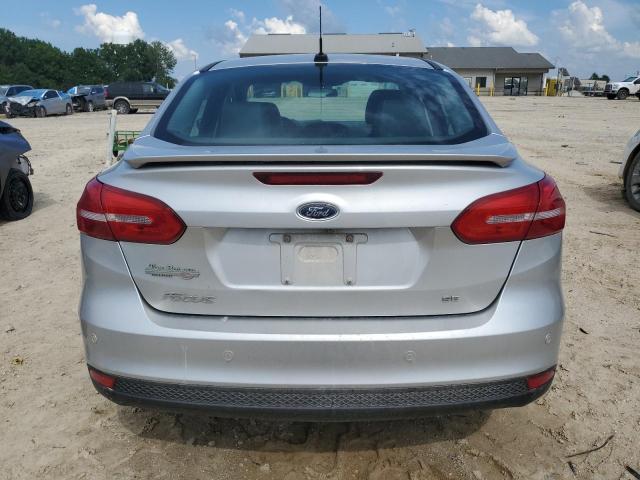 Sedans FORD FOCUS 2016 Silver
